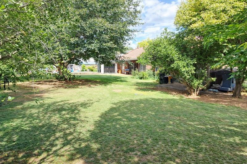 6 Bedroom Property for Sale in Universitas Ridge Free State